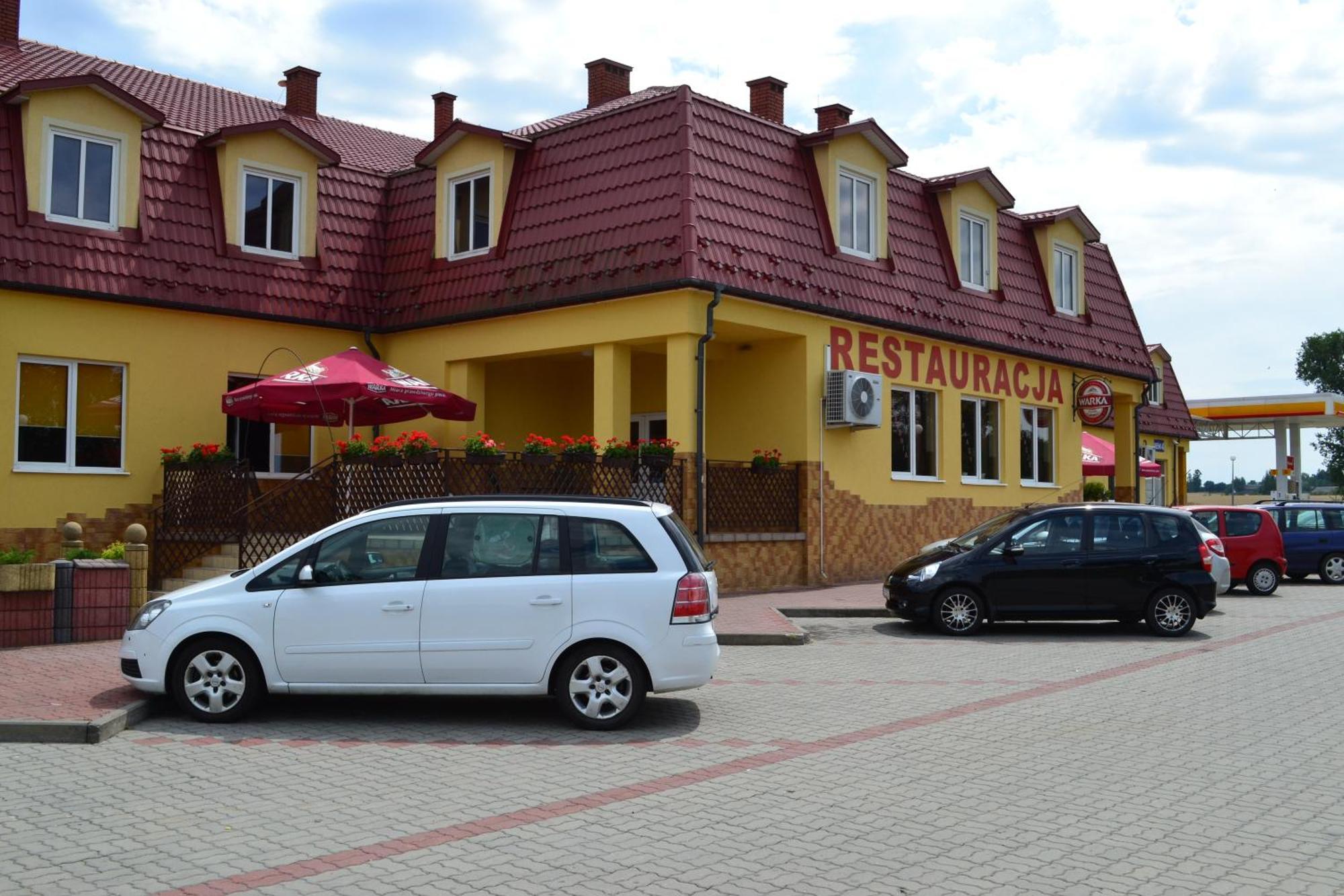 Hotel I Restauracja Jaskolka Alojzow Exterior foto